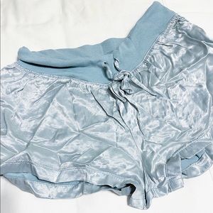 Pj harlow blue shorts , small
